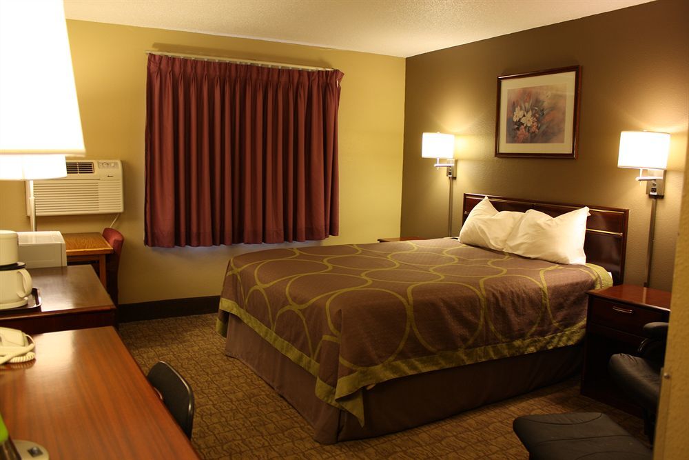 Motel Super 8 By Wyndham Carroll Exteriér fotografie